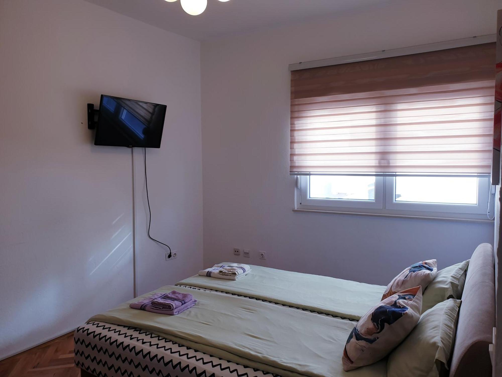 Dalia Apartment & Rooms Мостар Екстер'єр фото